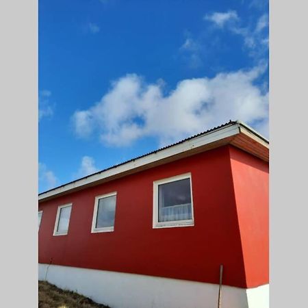 The Red House Near The Sea Leilighet Njarthvik Eksteriør bilde
